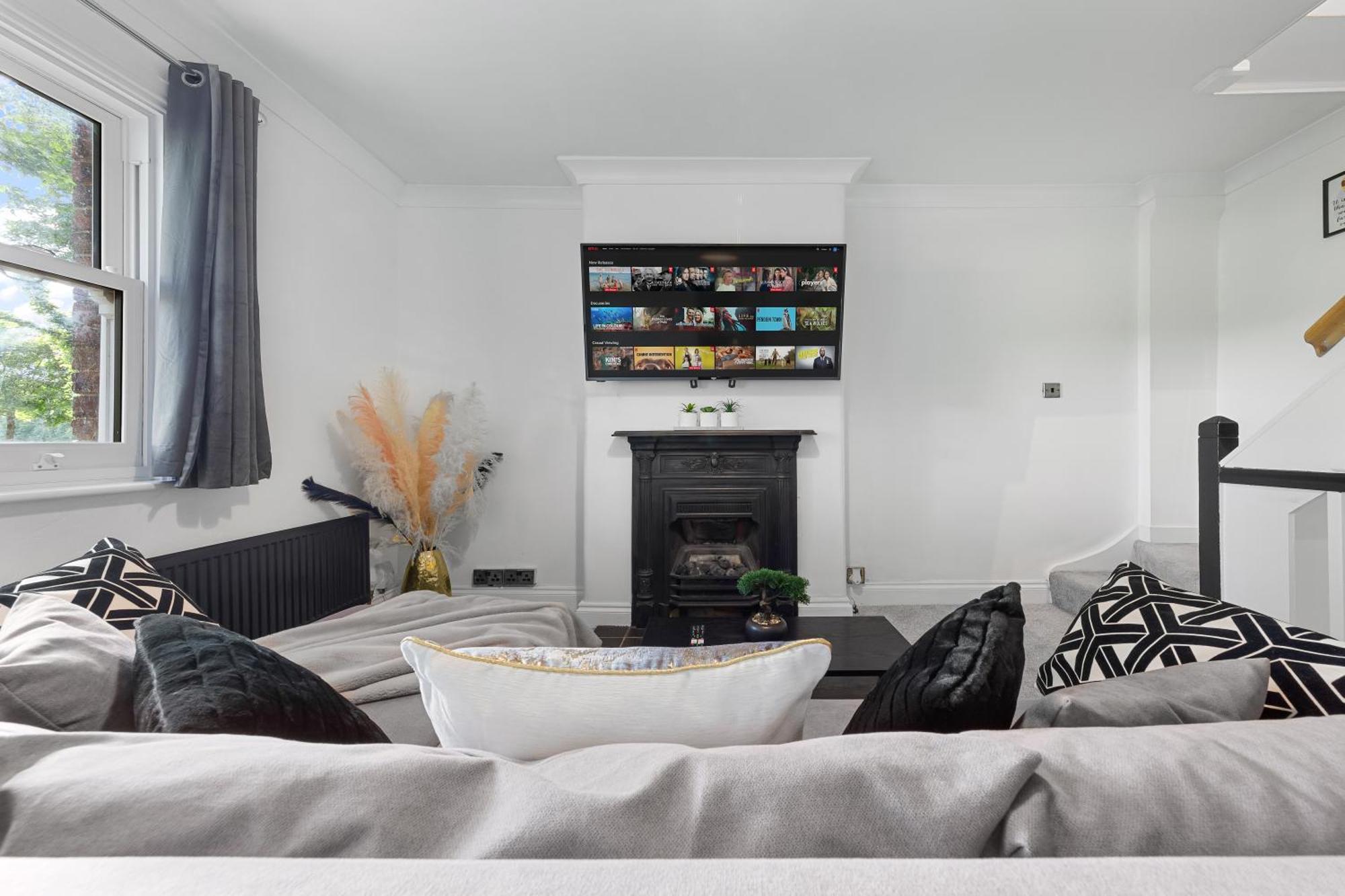 The Hogwarts Retreat - Cinema Room - Special May Offer - 25Th - 31St Γουάτφορντ Εξωτερικό φωτογραφία